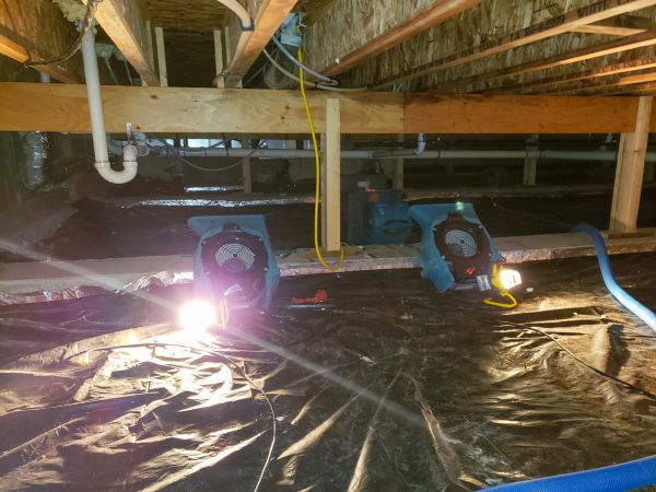 Crawlspace Water Removal in Merritt Island
